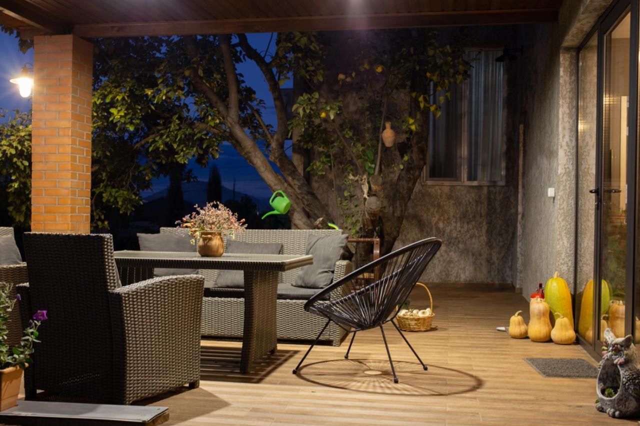 Savanna Guest House Dedoplis Tskaro Exterior photo